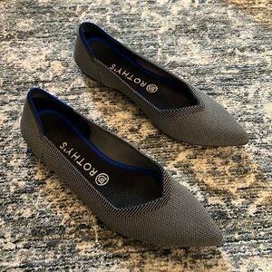 Rothy’s The Point - Size 10 - Black & Grey